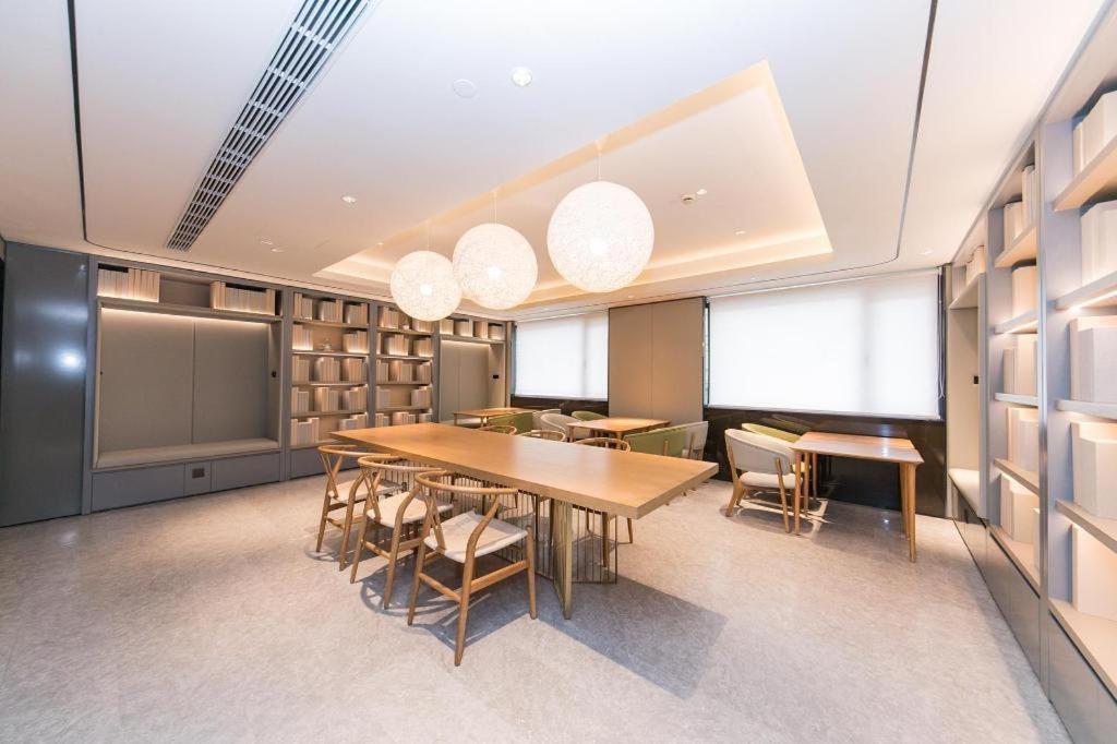 Ji Hotel Shanghai Xujiahui Экстерьер фото