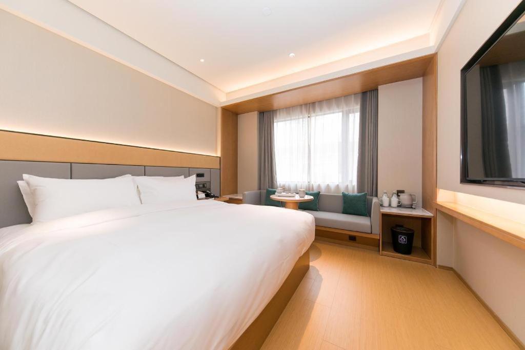 Ji Hotel Shanghai Xujiahui Экстерьер фото