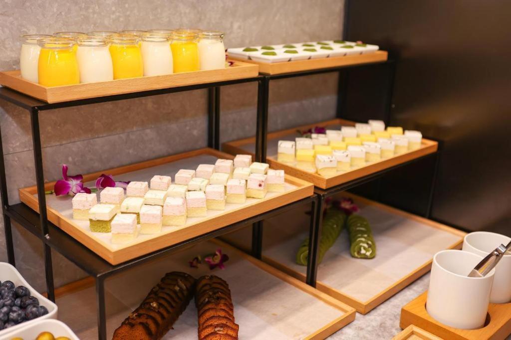 Ji Hotel Shanghai Xujiahui Экстерьер фото