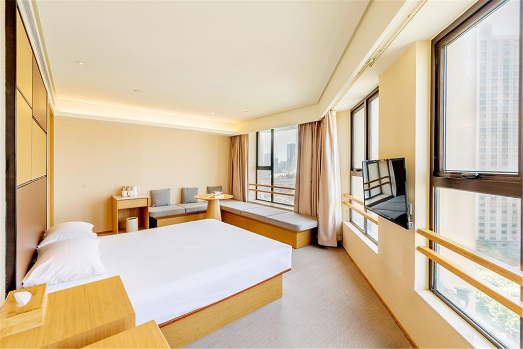 Ji Hotel Shanghai Xujiahui Экстерьер фото