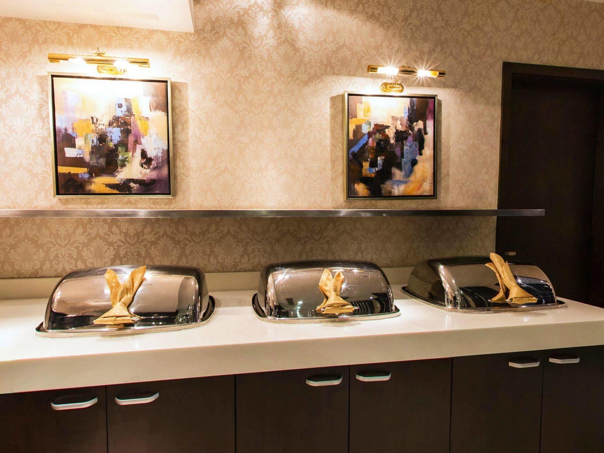 Ji Hotel Shanghai Xujiahui Экстерьер фото
